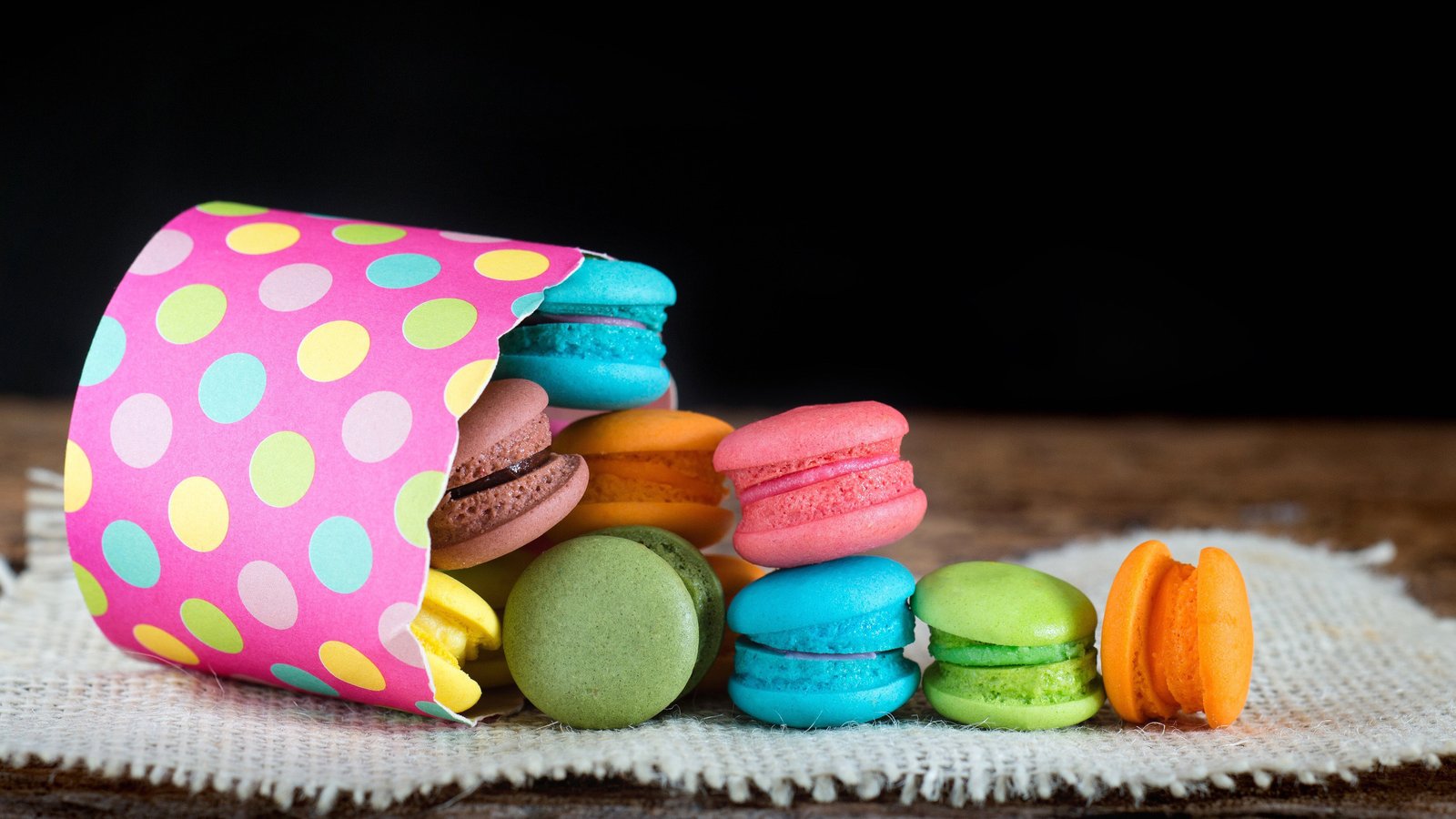 网站改版需要注意什么?企业网站改版的优点和缺点