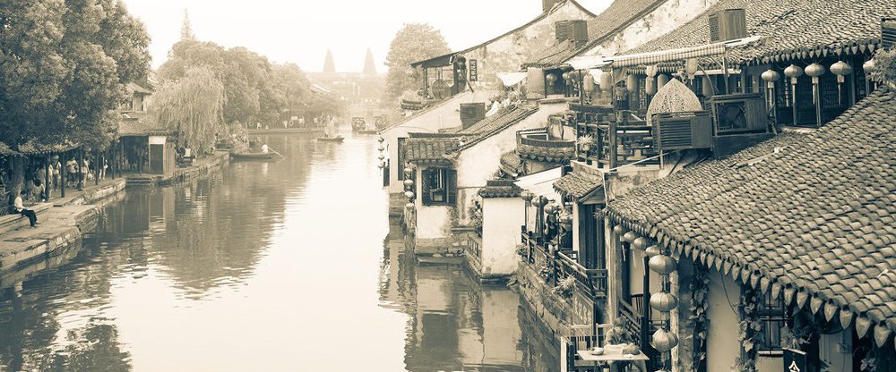 建议飞至上海虹桥机场图片