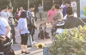 贫困母亲踩踏女儿 社会救助机制不能失语