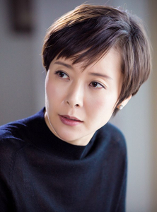 （柯蓝 饰 梅律师）何建一前妻 性格强势自以为是