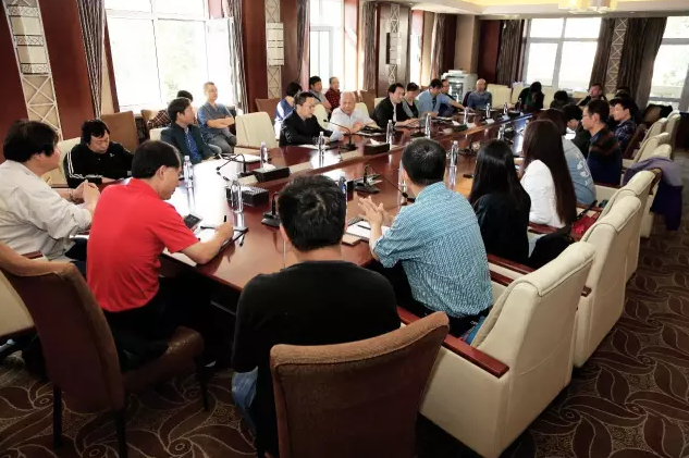 诗刊社第32届中国漠河·青春诗会闭幕