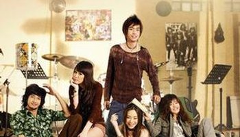 爱在屋檐下-泰国电影the roommate /爱在屋檐下