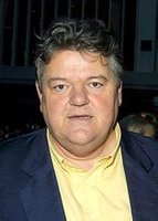 演员姓名:罗比·科特瑞恩英文名: robbie coltrane    星座:白羊座