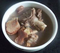 土茯苓猪骨汤
