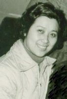 周雅琴 女,二级演员.浙江宁波人,1946年出生.中国戏剧家协会会员.