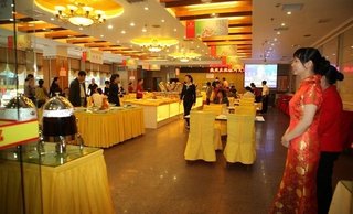 华容银河大酒店自助餐1位(晚餐),提供免费WiF