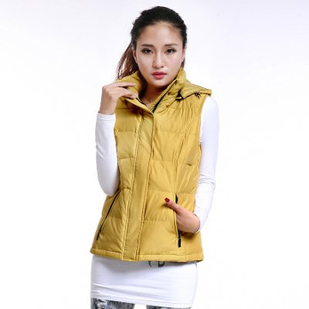 雪驰<em>女羽绒马甲</em> 时尚休闲可脱卸帽秋冬新款女