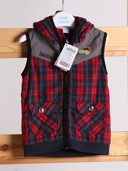 1001夜男童大红格子有里<em>马甲123</em>-22101A,11