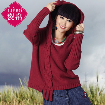 2013秋冬麻花连帽<em>套头针织</em>衫 红色<em>宽松大毛衣</em>