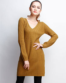 土黄色<em>时尚</em>长袖<em>长款毛衣</em> - <em>毛衣</em>/女士上衣/女装