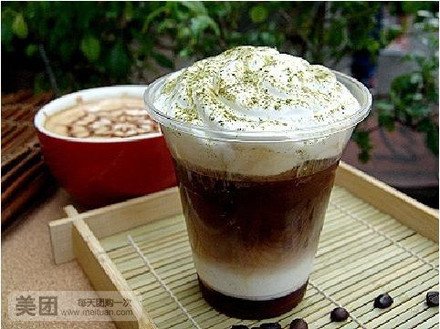 珍珠抹茶奶盖(红、绿、乌)1份,提供免费WiFi