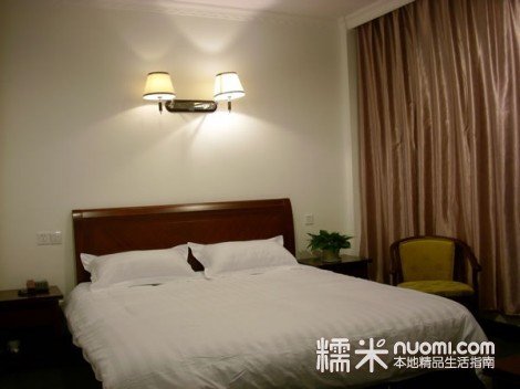 【峨眉山路】【领行宾馆】豪华单间入住1日,一