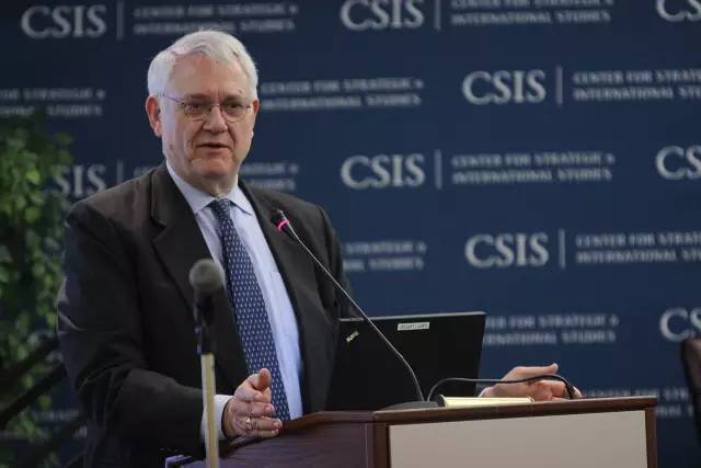 美媒:维基揭秘文件显示白宫曾阻挠美军舰巡航南海