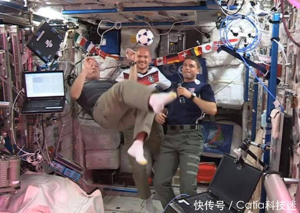 太空中为何禁止宇航员饮酒?科学家说出正确答案