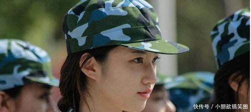 大学军训后,军训服装都去哪了宿管阿姨背后透