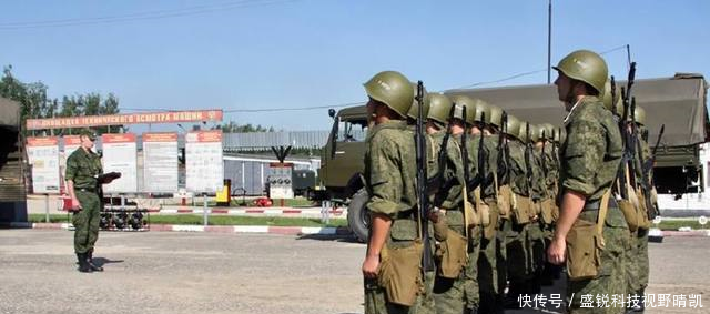 部队师长是什么军衔相当于地方上这个级别的干