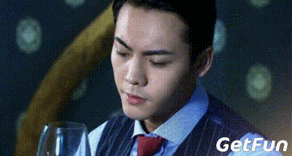 微博买赞买到张艺谋?连对家粉丝都为他点赞