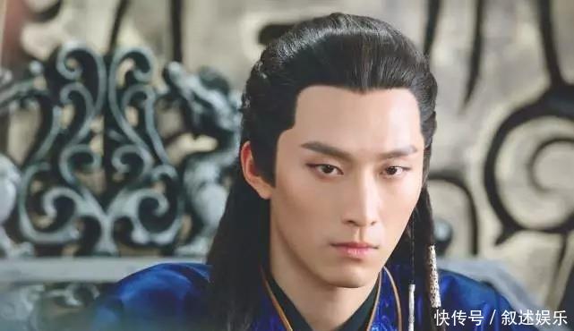 窦骁何超莲恋爱是真的吗?两人摸腿电梯激吻场