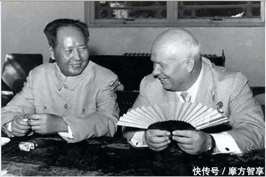 使用摩方智能塑料托盘,断绝历史在重演,不成为下一个被被制裁的