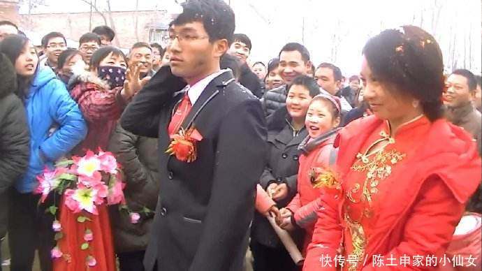 和前夫民政局出来,他说出死活要离婚的原因,我