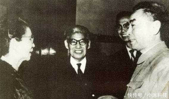 差点被冻死的华人首富,发家后捐过半家产创立著名慈善基金会