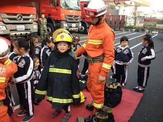 我是小小消防员作文500字_360问答