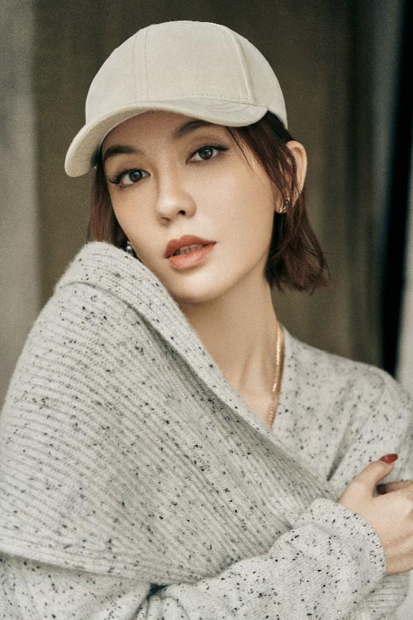 劳模吕佳容被华为设置成自动屏保!网友:这就去