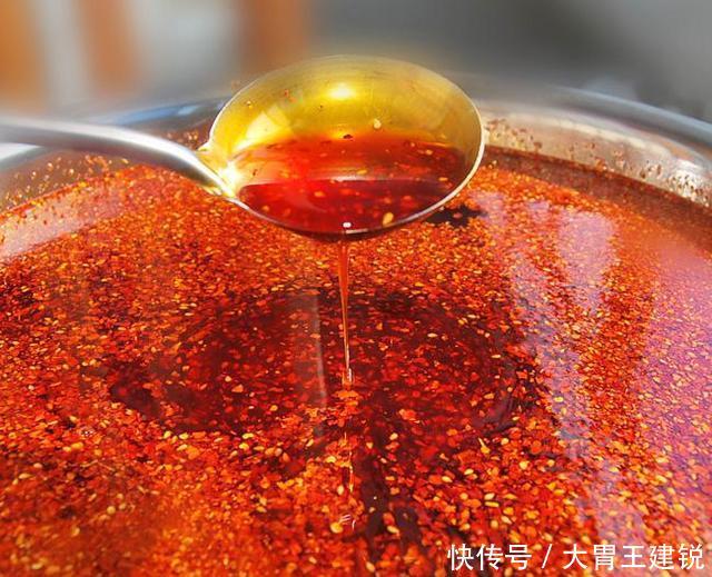 青花椒怎么泼油 t0113867895c3415d86.jpg