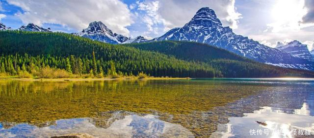 脑经急转弯两个胖子拥抱,打一城市,答案笑死人