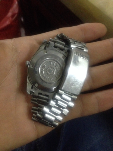 79年买的瑞士手表,梅花跳日,有什么收藏价值吗