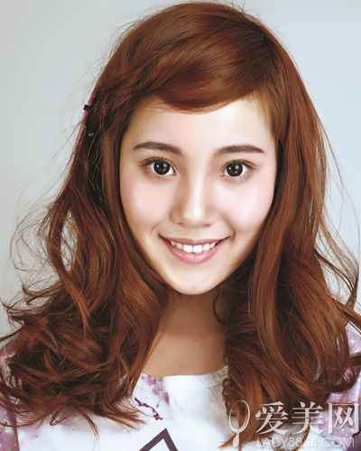 刘海怎么编好看侧扭转辫时尚修颜_360问答