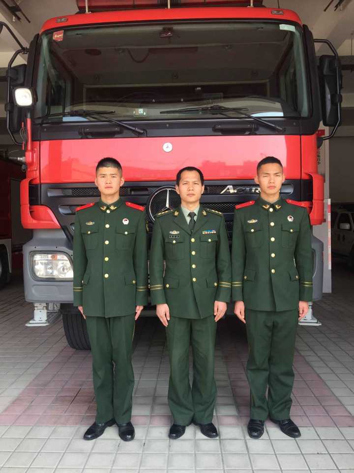 【转】北京时间 惊心动魄!消防5楼窗台探身徒手接住母女 - 妙康居士 - 妙康居士~晴樵雪读的博客 【转】北京时间 惊心动魄!消防5楼窗台探身徒手接住母女 - 妙康居士 - 妙康居士~晴樵雪读的博客