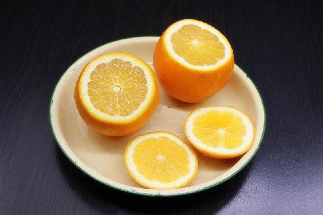 感冒咳嗽还吃药?只需橙子加上它,吃一个好一个