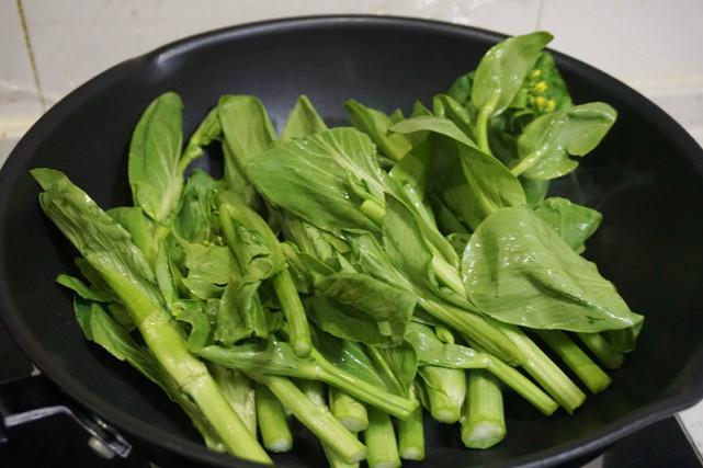这菜5元一把,抗癌疗效不输千元补品,初春食补别忘了多吃几次