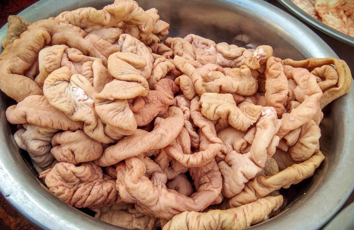 猪肉炒大肠,猪肥肠的油膜该不该拔掉?v猪肉较尖椒的创意名图片