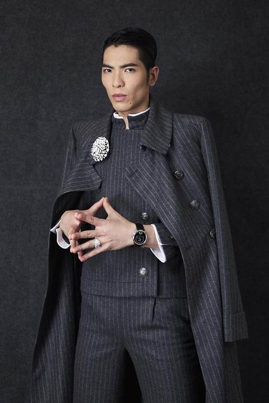 史上最爱美的主持人?萧敬腾金曲奖换了七套衣服