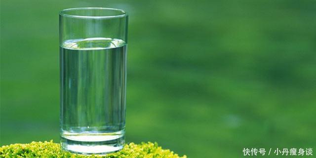 每天6杯水,喝对时间可瘦身,变胖的人一定没喝