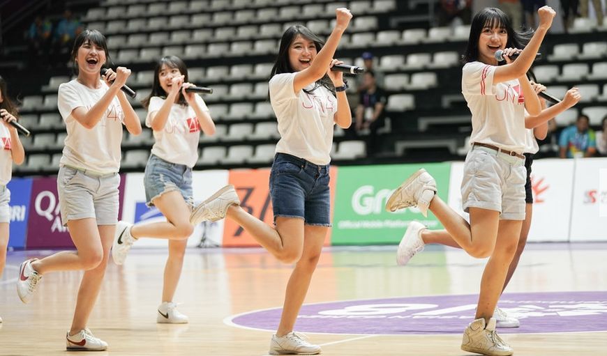 周琦25+12+7中国队逆转菲律宾!赵睿扮演救世