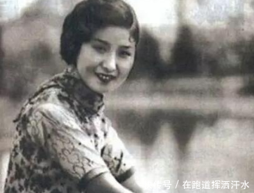她是民国三大女流氓之一,能治服黑帮老大,让花心汉奸与其终老