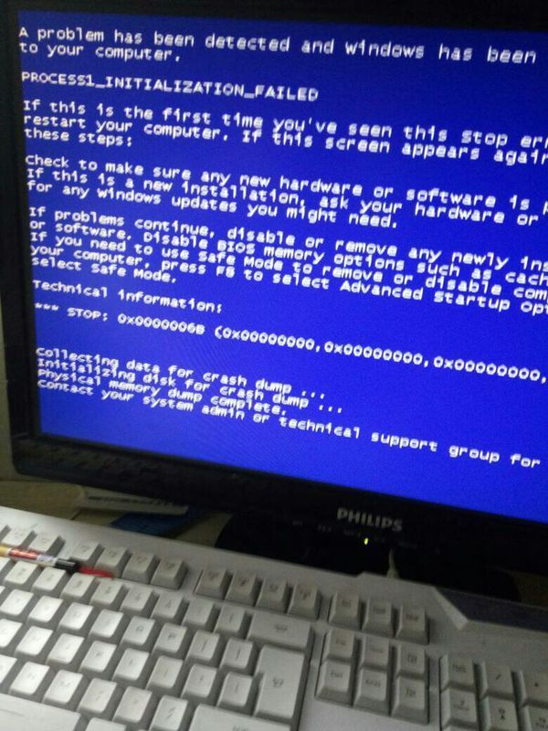 开机键盘不亮 自检不亮_开机键盘不亮 自检不亮