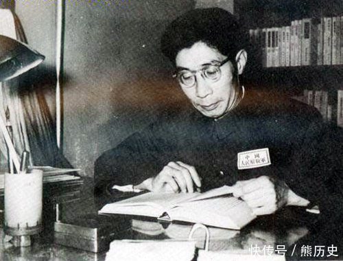 论资历,这位上将比十大元帅都要老,为何只是上