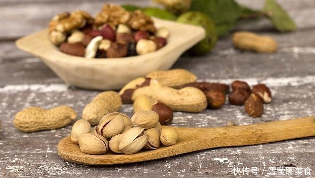 你知道吗?每天吃一把坚果,能有效减少中年发福