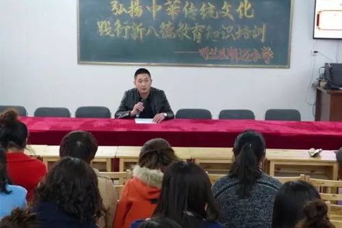 呼兰区顺迈小学:践行新八德 弘扬传统文化