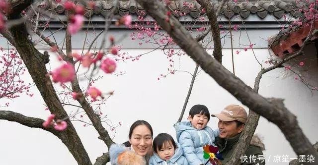 城表情|春花正好子包妹表萌情图片