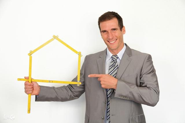 居委会、业委会、物业公司和业主,四者的关系