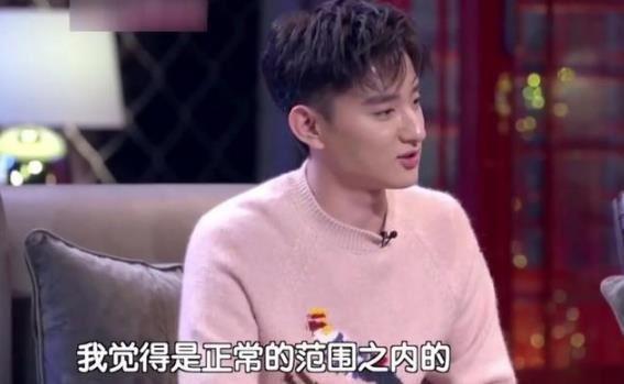 14岁演贾宝玉成名,恋上大10岁女星,因身高问题