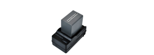 索尼dcr-hc26e摄像机如何充电_360问答