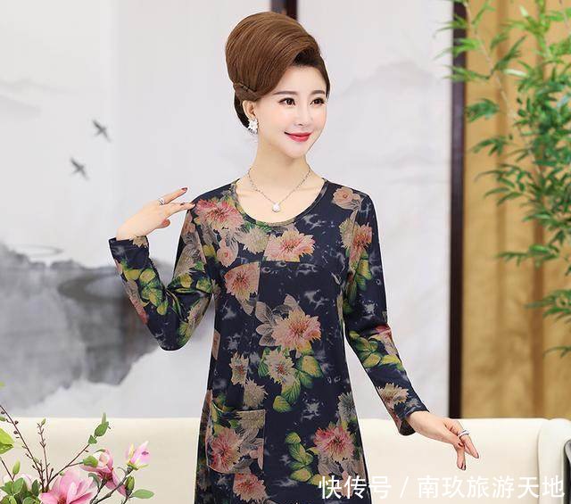 啥时候买羽绒服最划算 t0130dad2dca7833647.jpg