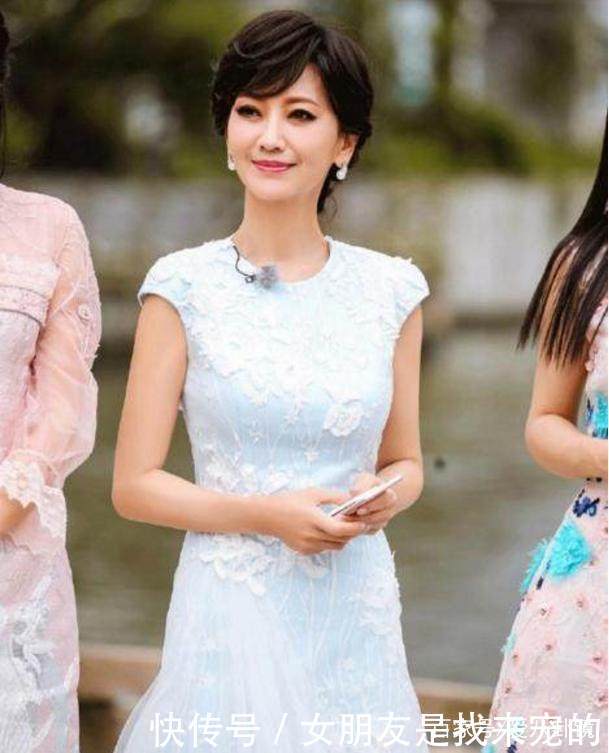 我们都被赵雅芝骗了!素颜暴露了真面目,男人看