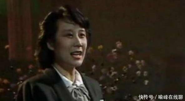 爆粗口的苏小明曾是著名歌唱家,她饭桌上怼的